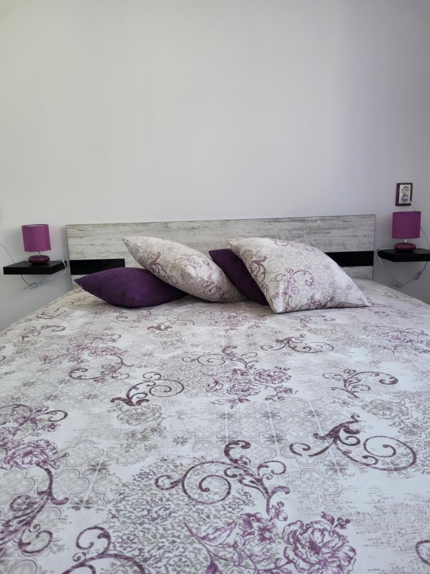 Purple Studios Veliko Tŭrnovo Rom bilde